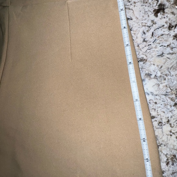 NWT C-Mode khaki pleated skort - Picture 3 of 7